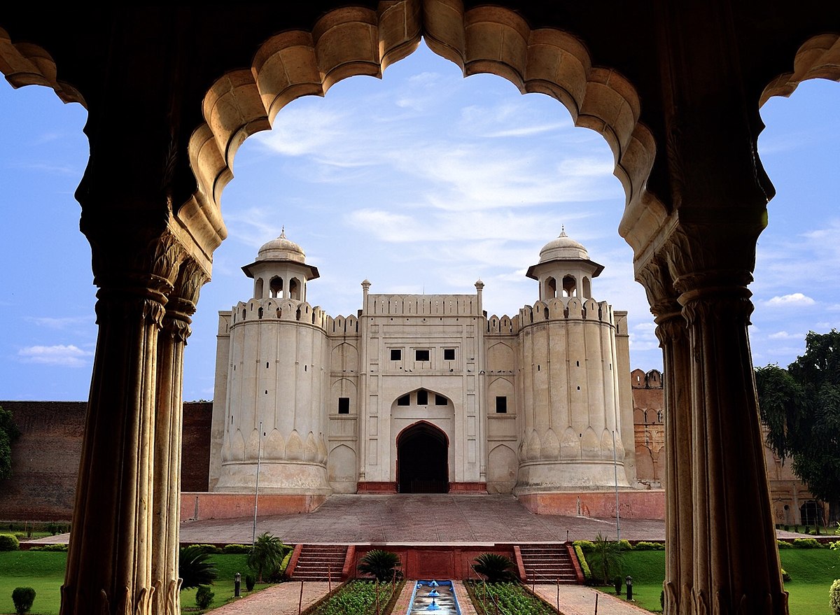 Lahore Fort (Shahi Qila): The Crown Jewel of Mughal Lahore