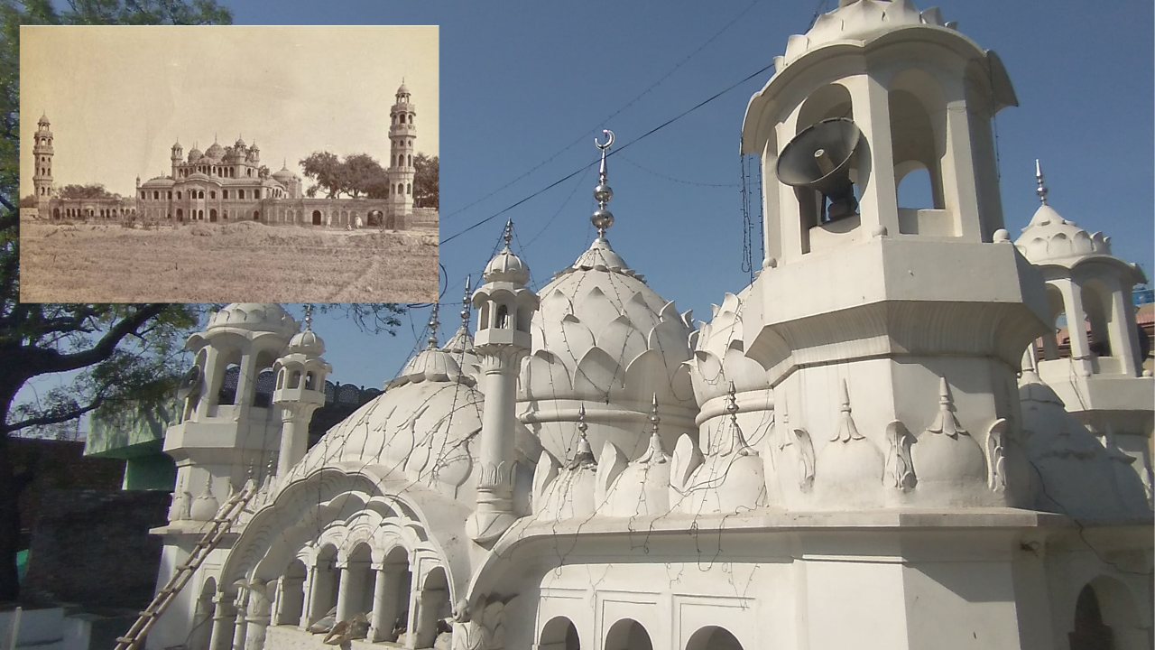 What did the Sardar Jahan Mosque look like in the past and now?