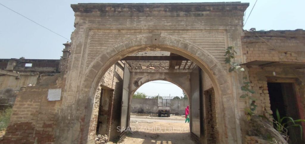 Interior courtyard of Fateh Singh Mansion showing old brickwork