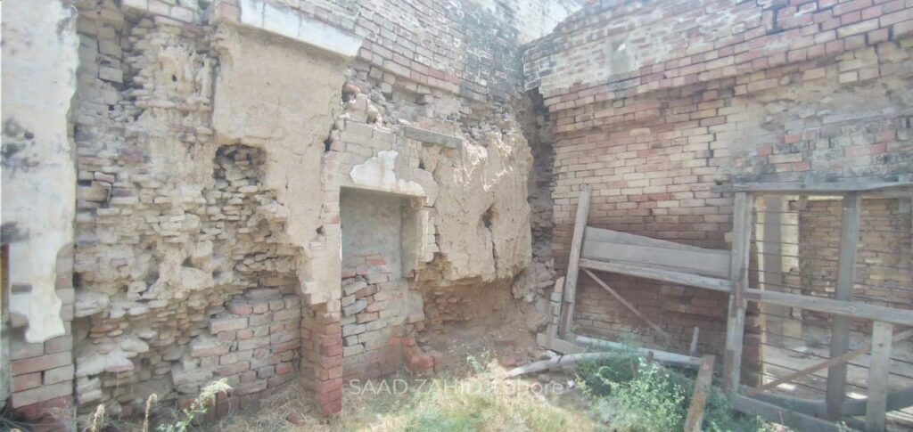 Collapsed roof section of Fateh Singh Mansion Lahore