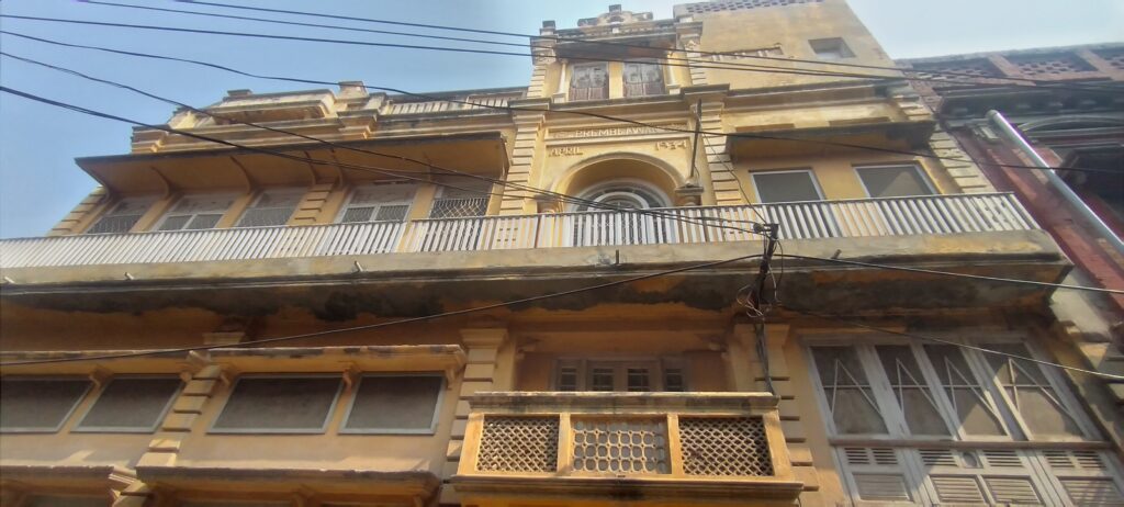 British Raj architecture in Lahore showing colonial era homes in Krishna Nagar